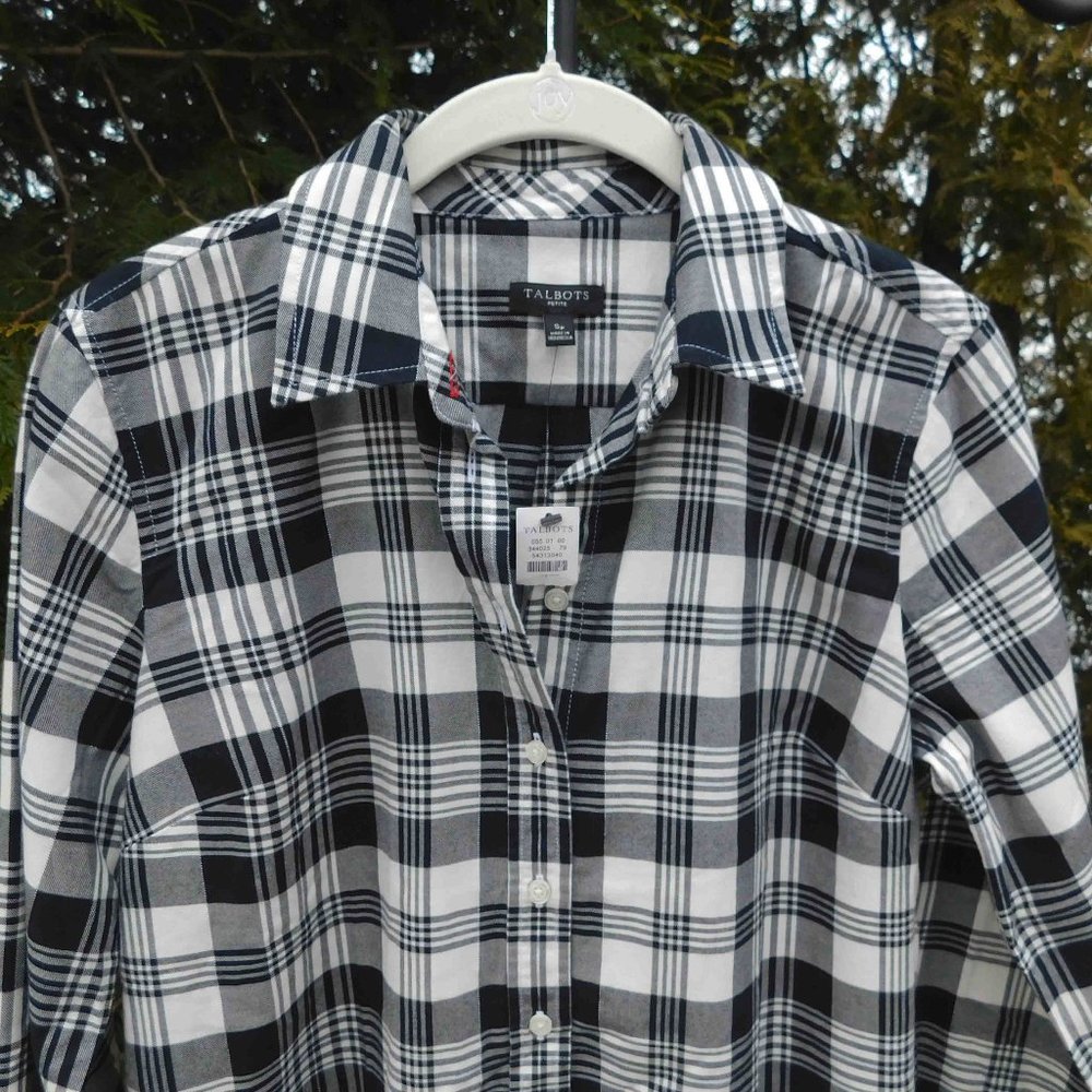 Talbots Petites NWT Plaid Buttondown Top with Metallic Accents - Picture 2 of 3